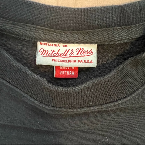 Mitchell & Ness Portland TrailBlazers Black Crewneck Sweatshirt - Picture 2 of 4